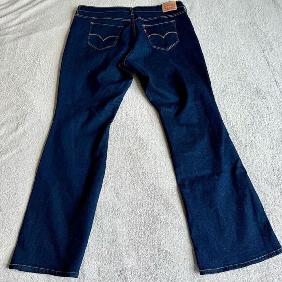 NWOT Levi’s Women’s 315 Shaping Bootcut Jeans - Picture 2 of 10